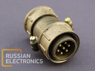 Wires, connectors SHR28P7EG9 PLUG